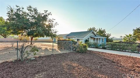 2198 Mcallister St, Riverside, CA 92503 photo 1