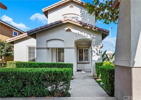 9726 Winterberry Dr, Riverside, CA 92503 photo 1