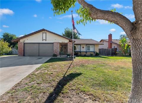 4662 Boardwalk Dr, Riverside, CA 92503 photo 1