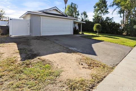 8812 Holly Ln, Riverside, CA 92503 photo 1