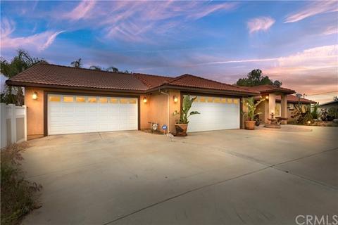 16093 Gardner Ave, Riverside, CA 92504 photo 1