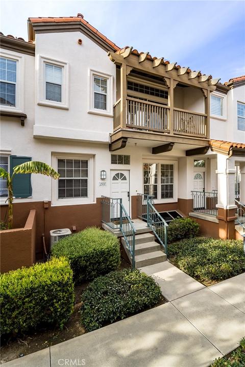 2918 Ballesteros Ln, Tustin, CA 92782 photo 1