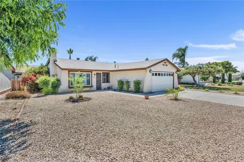 2408 El Rancho Cir, Hemet, CA 92545