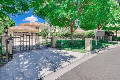 863 San Vicente Rd, Arcadia, CA 91007