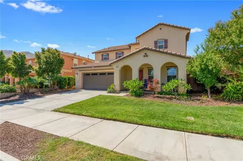 604 Bailey Ln, San Jacinto, CA 92582