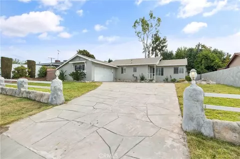 18652 E Laxford Rd, Covina, CA 91722