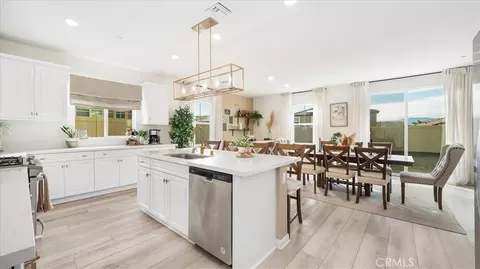 41011 Burnet St, Lake Elsinore, CA 92532