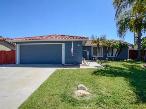 232 Broadway St, Lake Elsinore, CA 92530