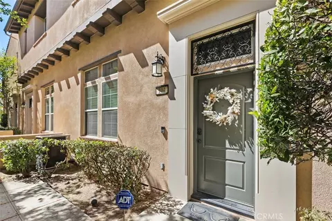 4428 Owens St #104, Corona, CA 92883