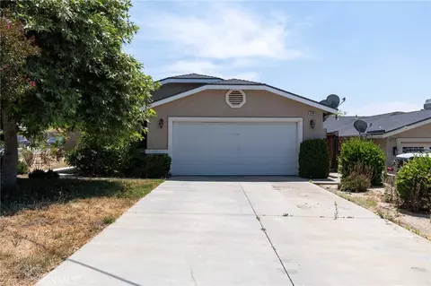 398 Avenue 6, Lake Elsinore, CA 92530
