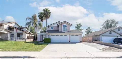 15074 Laurel Ln, Lake Elsinore, CA 92530