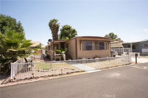 21100 State St #4, San Jacinto, CA 92583