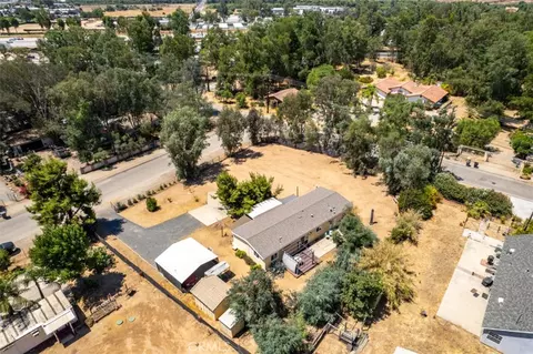 18254 Gaffey Ln, Lake Elsinore, CA 92532
