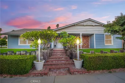 5520 Wentworth Dr, Riverside, CA 92505