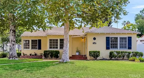 5208 Magnolia Ave, Riverside, CA 92506