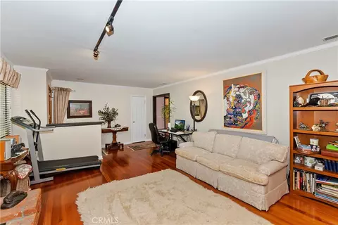 Living - 23167 Brookside Rd, Crestline, CA 92325 photo 3 of 5
