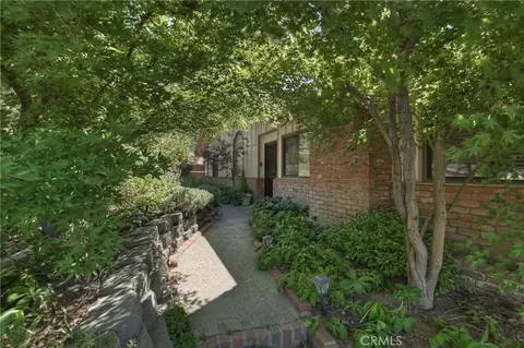 Exterior - 23167 Brookside Rd, Crestline, CA 92325 photo 13 of 14