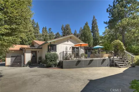 Exterior - 23167 Brookside Rd, Crestline, CA 92325 photo 12 of 14