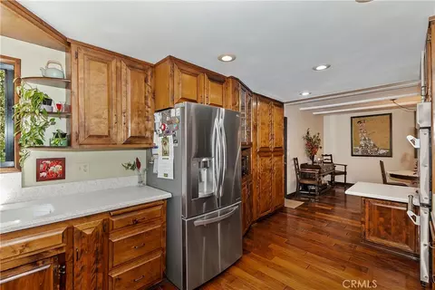 Kitchen - 23167 Brookside Rd, Crestline, CA 92325 photo 3 of 5
