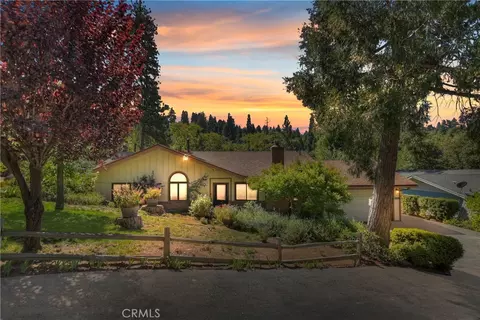 Exterior - 23167 Brookside Rd, Crestline, CA 92325 photo 3 of 14