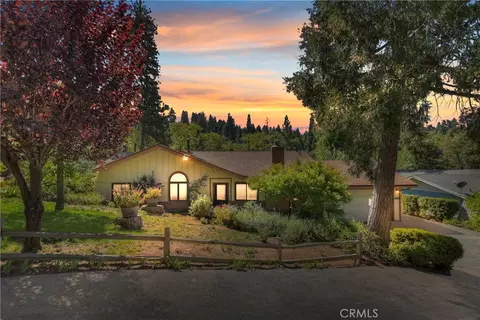 Exterior - 23167 Brookside Rd, Crestline, CA 92325 photo 4 of 17