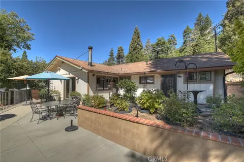 Exterior - 23167 Brookside Rd, Crestline, CA 92325 photo 2 of 14