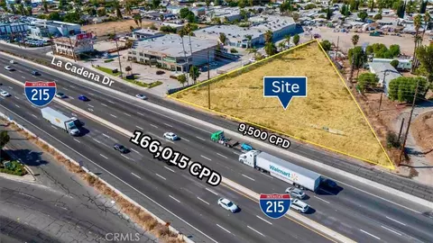 101 W La Cadena Dr, Riverside, CA 92501 photo 1