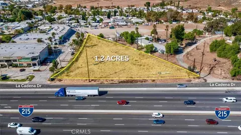 101 W La Cadena Dr, Riverside, CA 92501 photo 7
