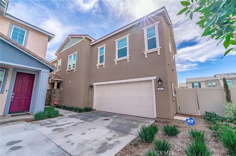 547 Enzo St, Lake Elsinore, CA 92530