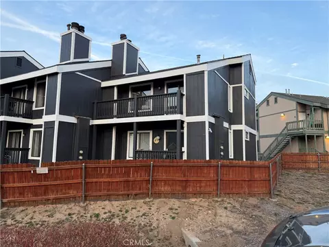 760 Blue Jay Rd #34, Big Bear Lake, CA 92315