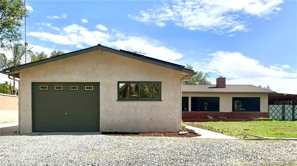 Exterior - 5485 Bushnell Ave, Riverside, CA 92505 photo 1 of 2