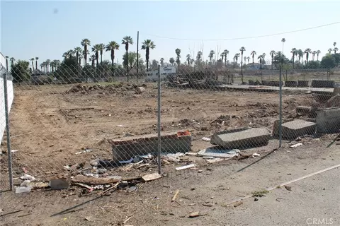 3496 Commerce St, Riverside, CA 92507