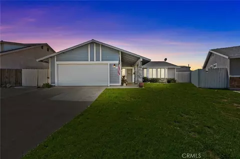 224 Yellowstone Ct, San Jacinto, CA 92583