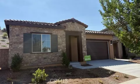 2809 Bridgetide Rd, Corona, CA 92883