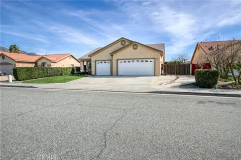 1487 Malaga Dr, San Jacinto, CA 92583