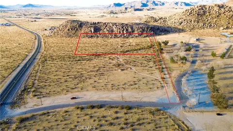 2 Highway 18, Apple Valley, CA 92307 photo 4