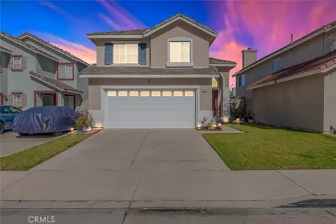 929 Pinecone Dr, Corona, CA 92878