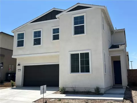 3513 Orchid Dr, Highland, CA 92346
