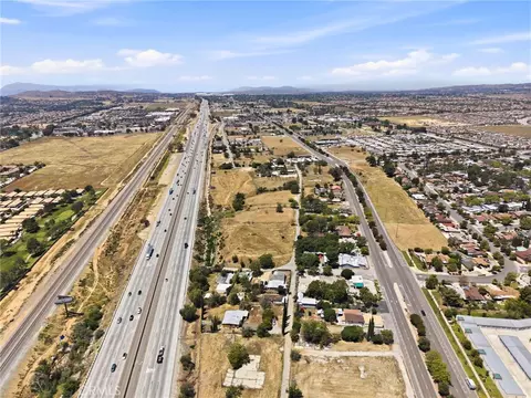 5242 C St, Banning, CA 92220 photo 22