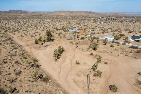 3155 Thermal Ln, Yucca Valley, CA 92284
