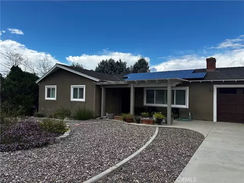 226 E Avenue L, Calimesa, CA 92320 photo 1