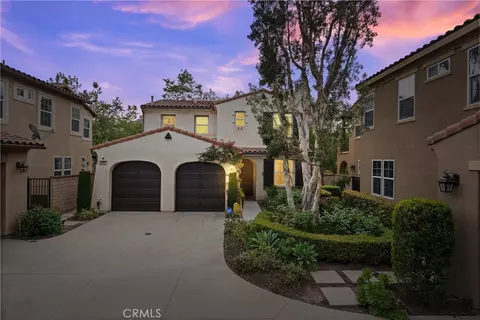 4343 Altivo Ln, Corona, CA 92883