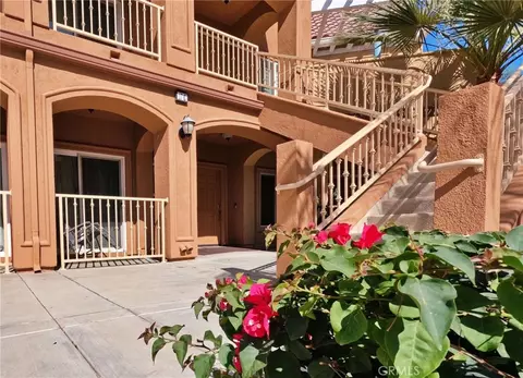 45245 Seeley 17c Dr #17C, La Quinta, CA 92253