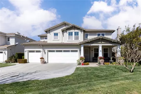 15686 Iron Spring Ln, Fontana, CA 92336