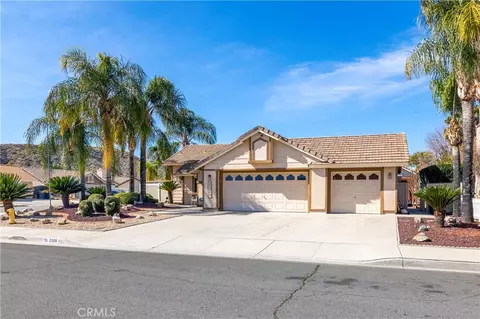 2328 Shasta Pl, San Jacinto, CA 92583