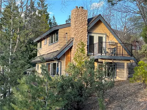 28916 N Shore Rd, Lake Arrowhead, CA 92352