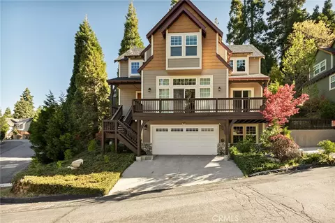 445 Clearwater Ln, Lake Arrowhead, CA 92352