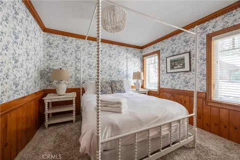 Bedroom - 40153 Lakeview Dr, Big Bear Lake, CA 92315 photo 3 of 10