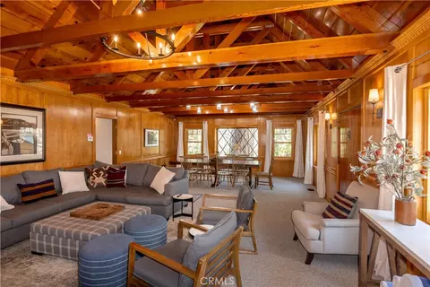 40153 Lakeview Dr, Big Bear Lake, CA 92315