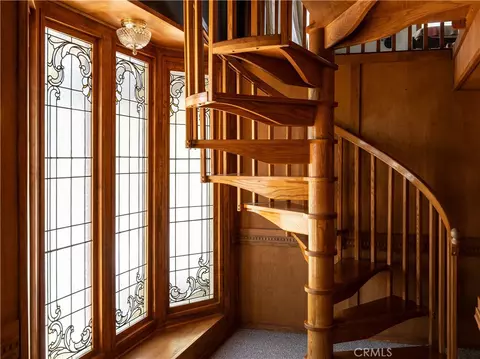 Entry Way - 40153 Lakeview Dr, Big Bear Lake, CA 92315 photo 2 of 2